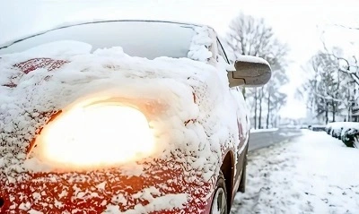 Cos'è lo Spray per la rimozione del ghiaccio per l'auto?